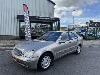Unfallwagen Mercedes C-klasse C180 KOMPRESSOR AIRCO 2003/8