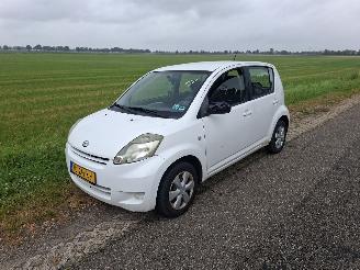Autoverwertung Daihatsu Sirion  2008/4