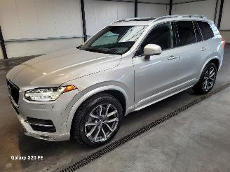 Vaurioauto  passenger cars Volvo Xc-90 2.0 T5 187-KW Automaat AWD 7-Persoons 2016/2