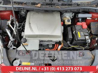 Nissan Leaf Leaf (ZE0), Hatchback, 2010 / 2017 Leaf picture 26