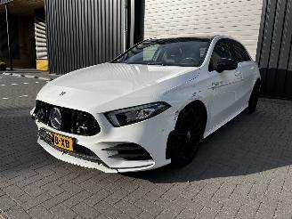 Vaurioauto  passenger cars Mercedes A-klasse 220 AMG-PAKKET / PANODAK / CAMERA / AUTOMAAT 2019/6