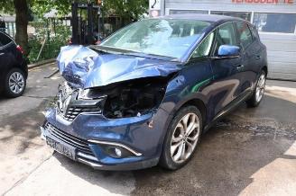 Coche siniestrado Renault Scenic Scenic IV (RFAJ), MPV, 2016 / 2022 1.2 TCE 115 16V 2017/6