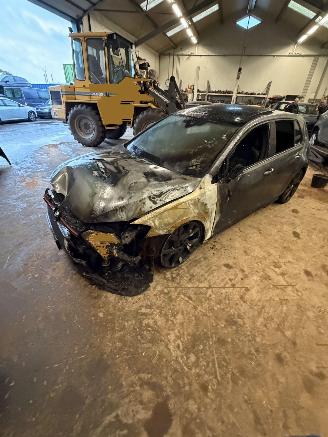 Démontage voiture Volkswagen Golf 2.0 tsi GTI performance 2017/1