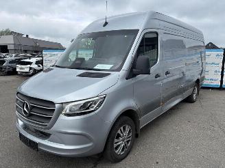 Unfall Kfz Van Mercedes Sprinter 317 L3H2 Automaat 2024/11
