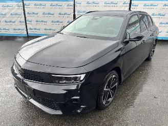 damaged passenger cars Opel Astra Sports Tourer GS 1.2 (96kW) Pano 2025/1