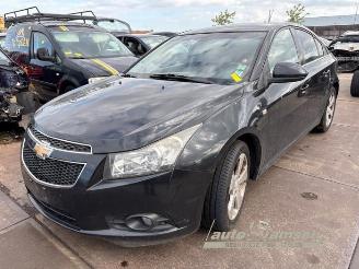 Coche siniestrado Chevrolet Cruze Cruze (300), Sedan, 2009 / 2015 2.0 D 16V 2010/6