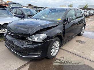 Vrakbiler auto Volkswagen Golf Golf VII (AUA), Hatchback, 2012 / 2021 1.6 TDI BlueMotion 16V 2015/5