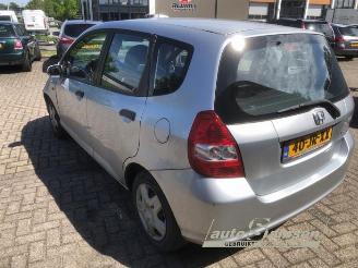 Sloopauto Honda Jazz Jazz (GD/GE2/GE3), Hatchback, 2002 / 2008 1.3 i-Dsi 2002/7