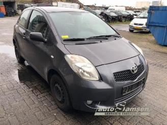 demontáž osobní automobily Toyota Yaris Yaris II (P9), Hatchback, 2005 / 2014 1.0 12V VVT-i 2008/10