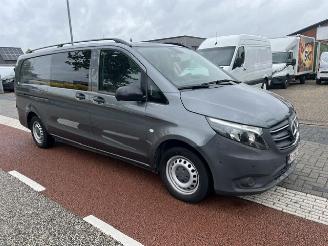 Schade bestelwagen Mercedes Vito 116 CDI 120KW EXTRA LANG DC 5P AUT. KLIMA MBUX 2022/6