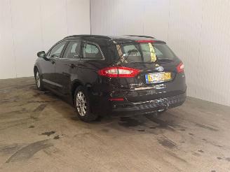 Vaurioauto  passenger cars Ford Mondeo 1.0 EcoBoost 12V Combi/o  Benzine 998cc 92kW (125pk) FWD 2016/1