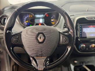 Renault Captur 0.9 TCe Expression picture 11