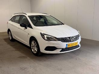 krockskadad bil auto Opel Astra SPORTS TOURER 1.2 Turbo 2022/1