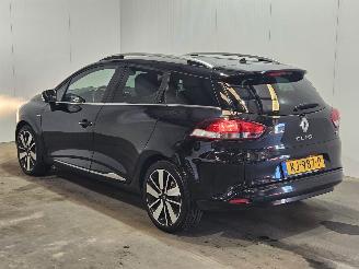 Vaurioauto  passenger cars Renault Clio 0.9 Energy TCE 90 12V Combi/o 4Dr Benzine 898cc 66kW (90pk) FWD 2016/9