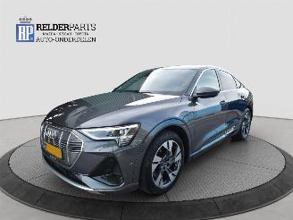 Schadeauto Audi E-tron 55 QUATRO SPORTBACK 300 KW , MET ONDERDELEN 2022/12