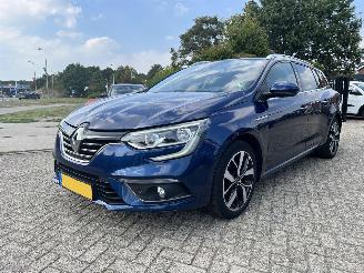 Vaurioauto  passenger cars Renault Mégane 1.3 TCe Bose | 77.417 km!! 2019/1