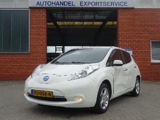 Vaurioauto  passenger cars Nissan Leaf Acenta 30 Kw/h Elektro, Navi, Airco, Cruise, 58.000 km 2017/7