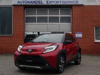 Vaurioauto  passenger cars Toyota Aygo JBL 53 kw Euro6, Navi, DAB+, Camera, Half leer,Cruise & Climate 2024/8