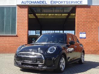 Schadeauto Mini One 1.5i 75kw Euro6-d, Climate & Cruise, Navi,-MMS, El.Pakket 2022/1
