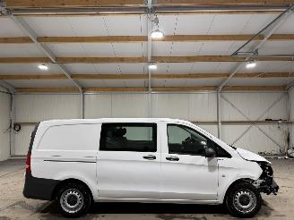 damaged commercial vehicles Mercedes Vito 110CDi 75kW DC Functional Lang Comfort 2022/4