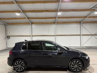 Unfallwagen Volkswagen Golf 1.5TSI 96kW Life Business 2023/9