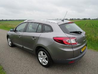 Damaged car Renault Mégane 1.2 TCe Collection 116pk  190.000km nap 2014/5