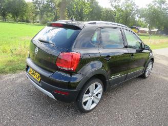 skadebil auto Volkswagen Polo 1.4-16V 86pk Cross Trekhaak | Airco | Cruise | Mistlampen | Stoelverwarming Schadevrij 2011/11