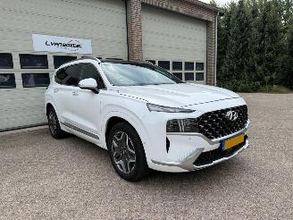 Schadeauto Hyundai Santa Fe 1.6 T-GDI HEV Premium Plus Sky Automaat Pano NAP ! 2023/1