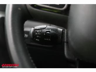 Citroën C3 1.2 PureTech Feel Apple/Android Clima Cruise PDC picture 17