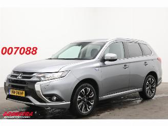 bruktbiler auto Mitsubishi Outlander 2.0 PHEV Executive Edition 4X4 Navi Clima Cruise Camera SHZ PDC AHK 2015/12