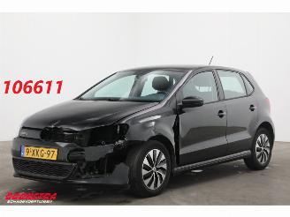 Damaged car Volkswagen Polo 1.4 TDI BlueMotion 5-DRS Bluetooth Airco Cruise 2014/8