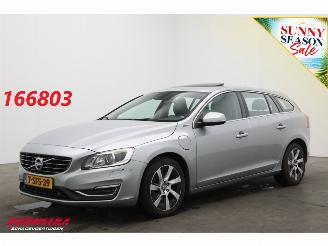 ojeté vozy osobní automobily Volvo V-60 2.4 D6 AWD Plug-In Hybrid Summum Glasdak Navi Memory Leder SHZ Camera PDC AHK 2013/9