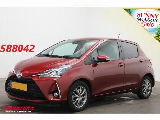 Schadeauto Toyota Yaris 1.5 Hybrid Dynamic Navi Clima Cruise Camera 96.214 km! 2019/4
