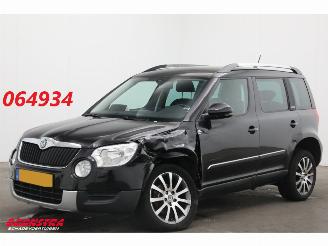 Vaurioauto  passenger cars Skoda Yeti 1.2 TSI Adventure Cruise Navi Clima PDC 2014/1