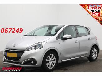 škoda osobní automobily Peugeot 208 1.2 PT Blue Lion Cruise Navi Airco Org.NL + NAP 2018/8