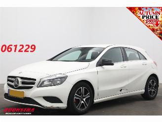 Unfallwagen Mercedes A-klasse 180 Ambition Camera SHZ Navi Airco 2013/4