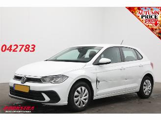 Vaurioauto  passenger cars Volkswagen Polo 1.0 MPI Cruise Virtual Bluetooth Airco 2022/6
