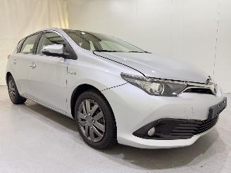 Voiture accidenté Toyota Auris HB 1.8 Hybrid Comfort Dynamic 2016/10