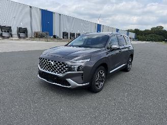uszkodzony samochody osobowe Hyundai Santa Fe Santa Fe Premium Hybrid 4WD Panorama Leder Voll 2022/2