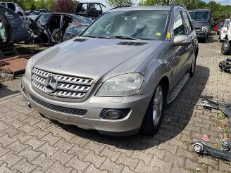 Autoverwertung Mercedes ML ML II (164/4JG), SUV, 2005 / 2011 3.0 ML-320 CDI 4-Matic V6 24V 2006/3