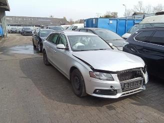 Vrakbiler auto Audi A4 A4 Avant (B8), Combi, 2007 / 2015 2.0 TDI 16V 2011/4