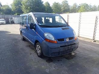 Vrakbiler auto Renault Trafic Trafic New (JL), Bus, 2001 / 2015 1.9 dCi 100 16V 2003/11