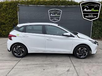 rozbiórka samochody osobowe Hyundai I-20 i20 (BC3), Hatchback 5-drs, 2020 1.0 T-GDI 100 Mild Hybrid 48V 12V 2023/3