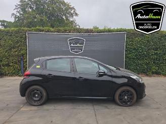 Dezmembrări autoturisme Peugeot 208 208 I (CA/CC/CK/CL), Hatchback, 2012 / 2019 1.2 Vti 12V PureTech 82 2017/2