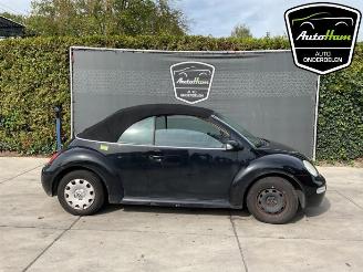 Coche siniestrado Volkswagen Beetle New Beetle (1Y7), Cabrio, 2002 / 2010 1.6 2003/7