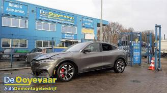 Autoverwertung Ford Mustang Mach-e Mustang Mach-E, SUV, 2020 98kWh AWD 2021/5