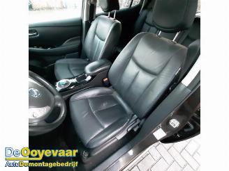 Nissan Leaf Leaf (ZE0), Hatchback, 2010 / 2017 Leaf picture 8