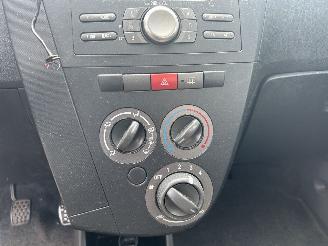 Daihatsu Cuore 1.0 Premium picture 10
