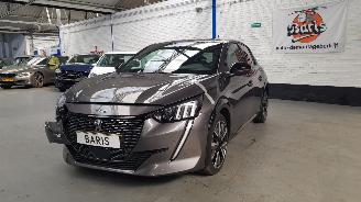 Schadeauto Peugeot 208 1.2 PureTech GT-Line 2020/3