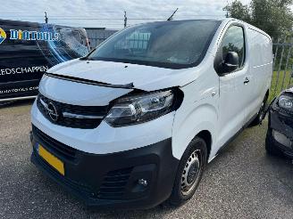 skadebil bedrijf Opel Vivaro 1.5 CDTI L2H1 Edition 2021/12